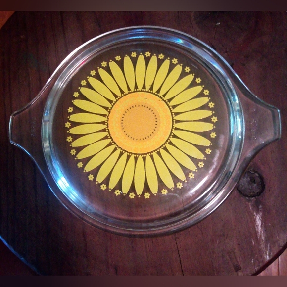 Sunflower Daisy Lid - Picture 2 of 2